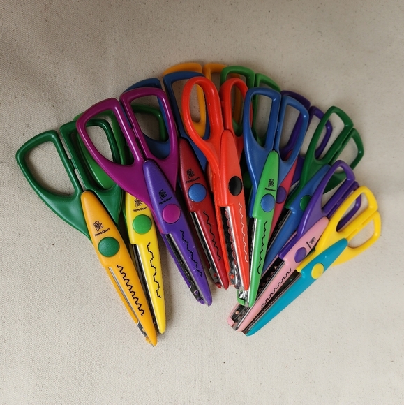 Craft Scissors Set of 12 Zig Zag Design Scrapbooking - Picture 2 of 8